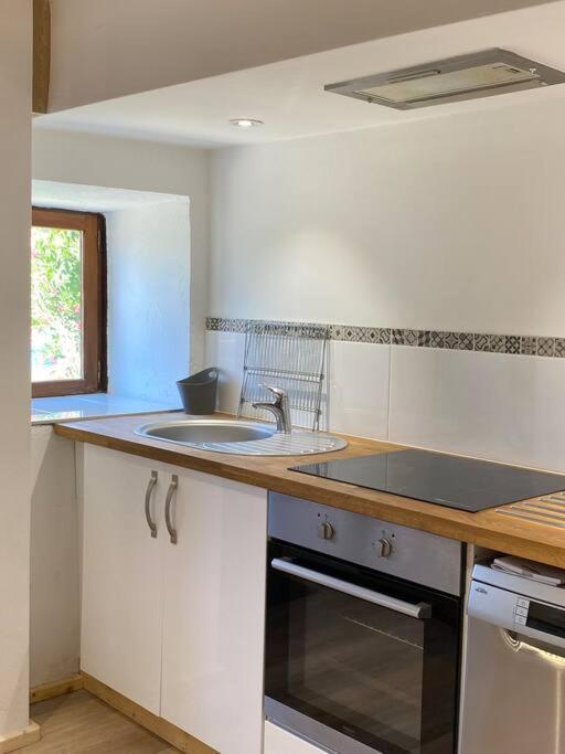 Spacious 1 Bed Home With Shared Pool Champagnac-la-Rivière Exterior photo